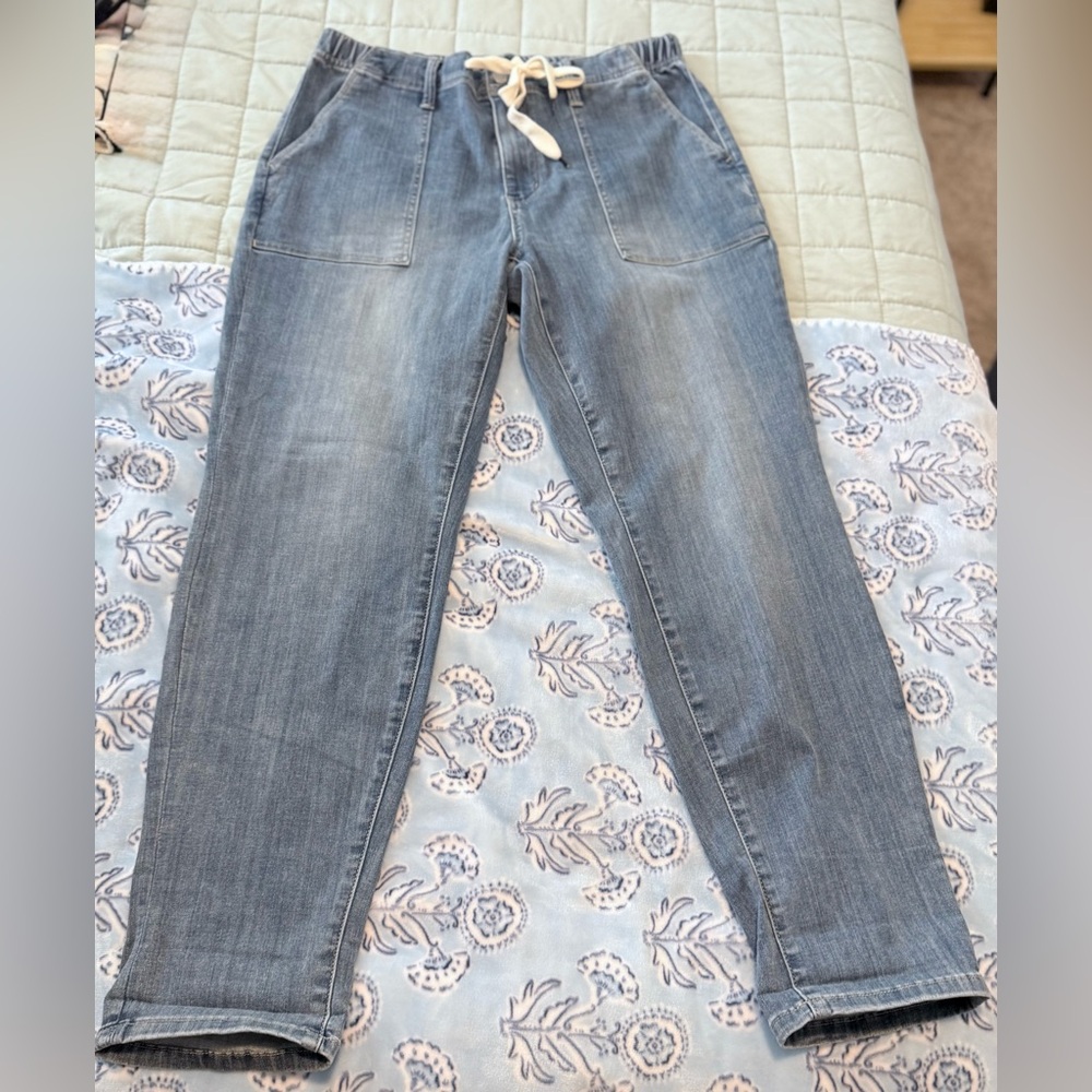 Judy Blue Light Blue Slim Straight Jeans